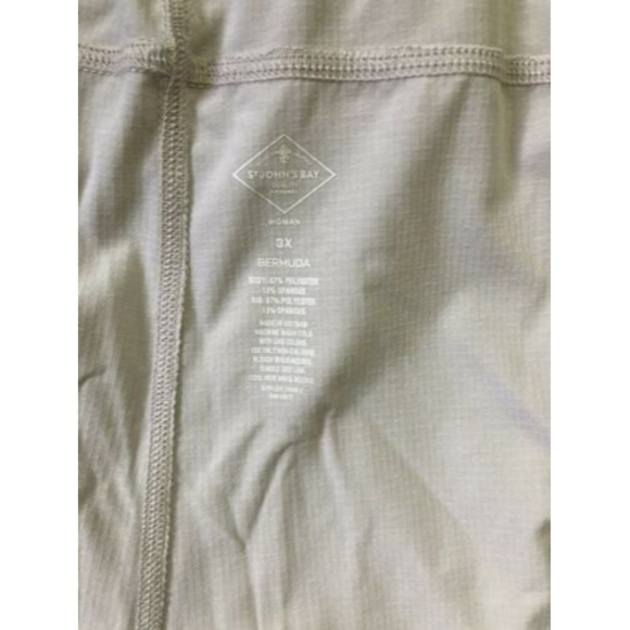 St John’s Bay Woman Stretch  Bermuda Shorts Khaki Plus Sz 3X Elastic Waist NWT - Picture 5 of 5